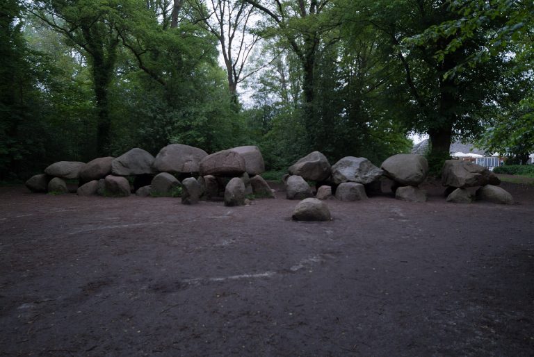 Hunebed D27 bij Borger
